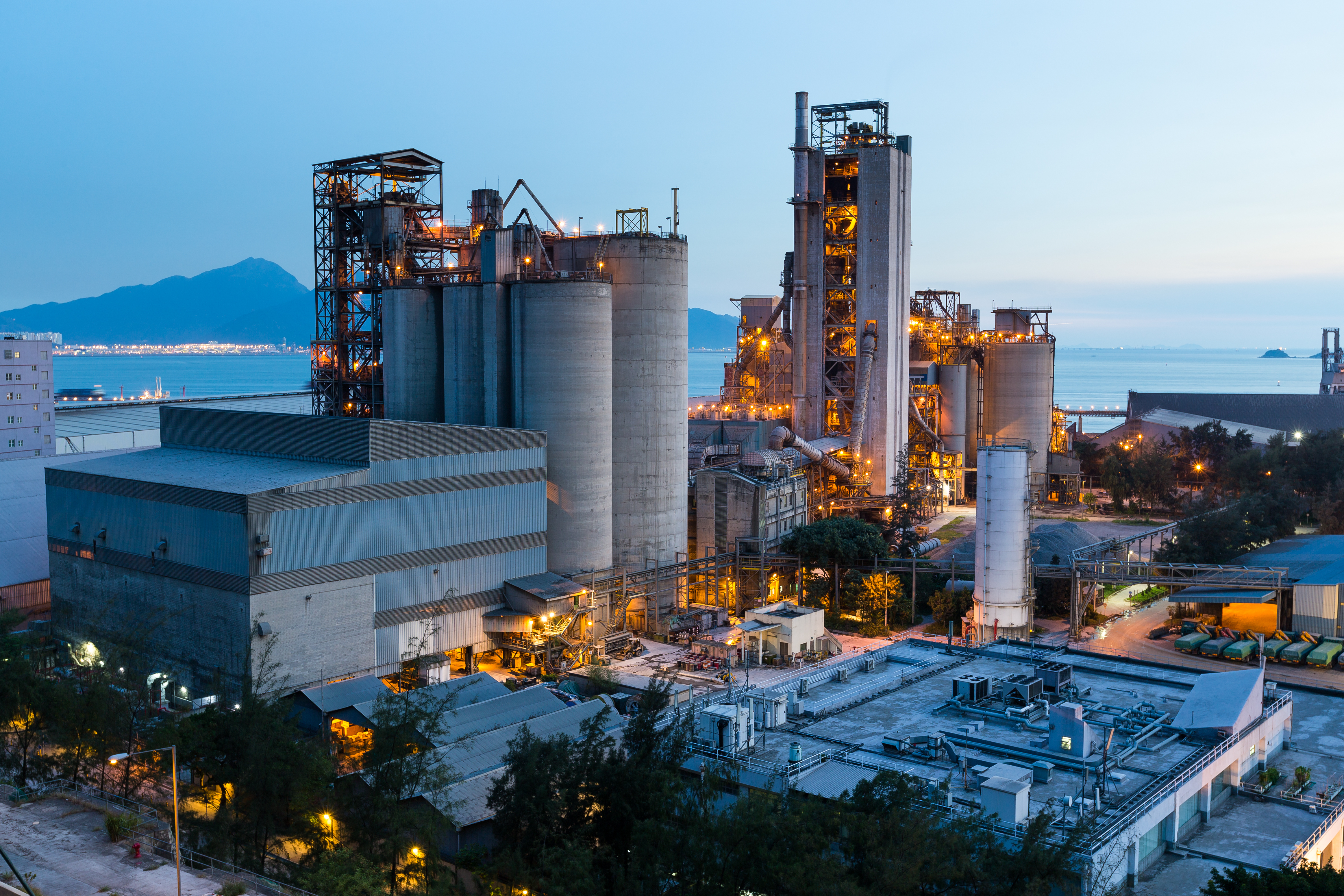 silver industry, silver mining and silver mine